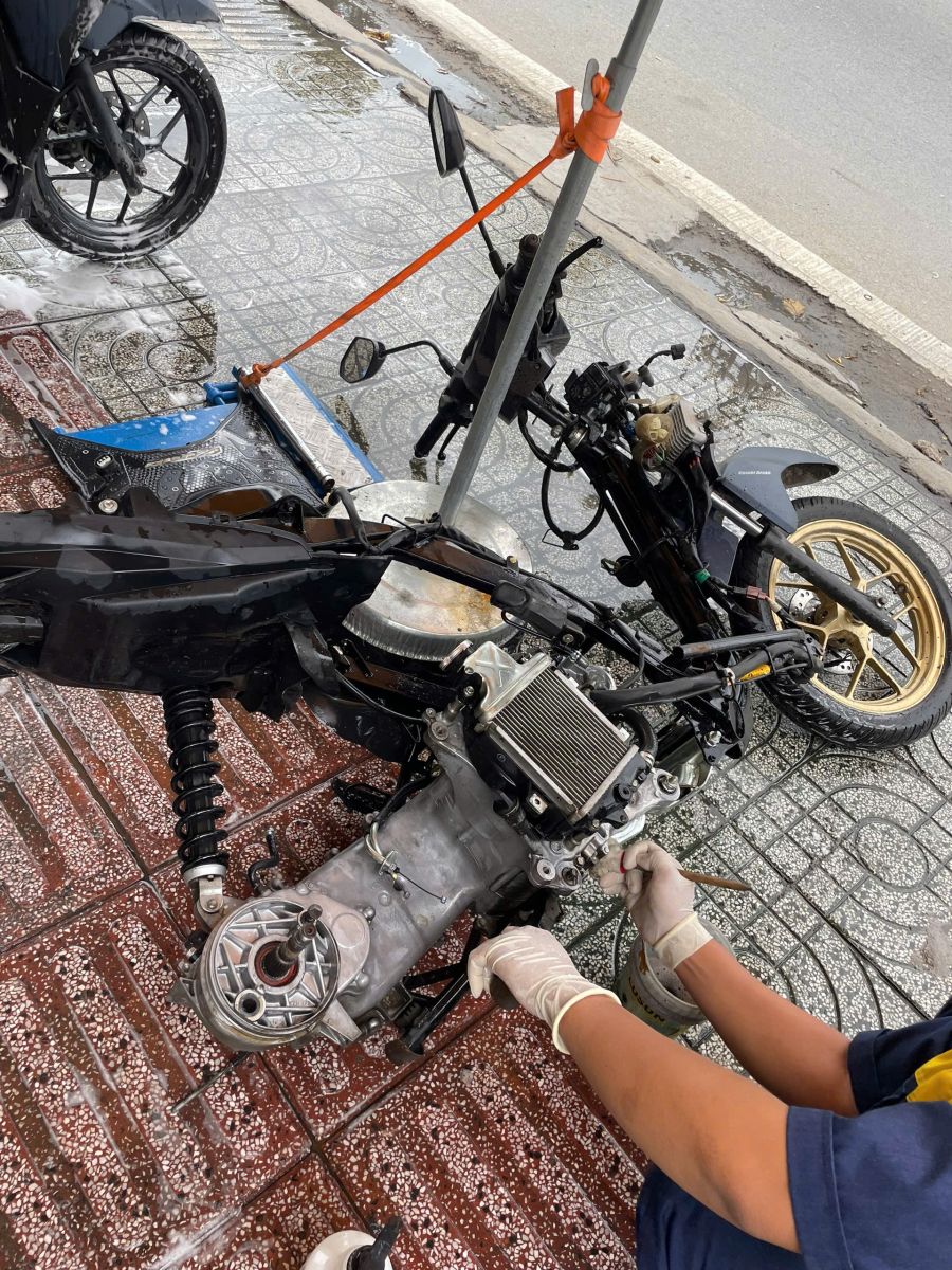 sửa xe máy tận nơi nhanh chóng